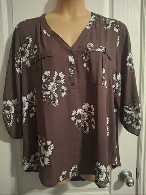 Maurices Xxl Women's Floral V-Neck Blouse in Brown